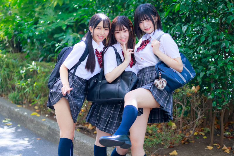 【deaa024:ゆみ＆おと＆まこ】美咲音 虹村ゆみ 愛川ゆめなのエロい画像1【素人マニア】