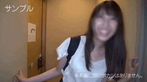 ホテル玄関の即尺【tcnb064:あずさ】加賀美さらのエロGIF[素人マニア]