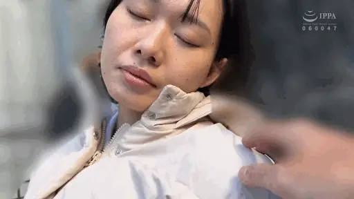 ★skip★【ankk145:こはる】三池小春のエロGIF[素人マニア]