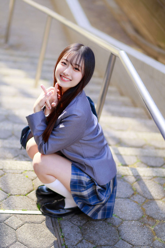 制服美少女の初体験【deaa004:かほちゃん】花守夏歩のエロい画像2[ヌケる無料エロ動画【FANZA素人】]