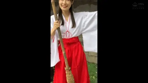 巫女姿の神前情事【oremo360:笠○大○Mちゃん】天然美月のエロいGIF画像[ヌケる無料エロ動画【FANZA素人】]