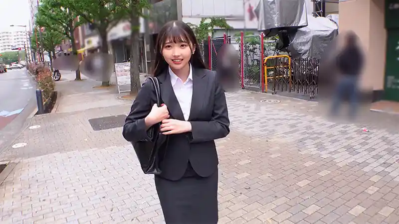 スーツ下の隠し巨乳【orecz306:ひかりさん】巴ひかりのエロい画像1[ヌケる無料エロ動画【FANZA素人】