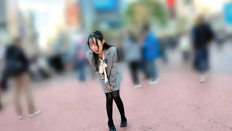 渋谷街中のリモバイ羞恥【orecz547:のかぜさん】藤川乃風のエロい画像2[ヌケる無料エロ動画【FANZA素人】