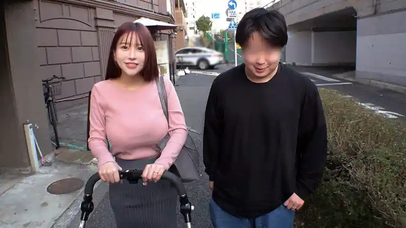 マジックミラーの背徳妻【orecz561:くるみ】桃瀬くるみのエロい画像1[ヌケる無料エロ動画【FANZA素人】